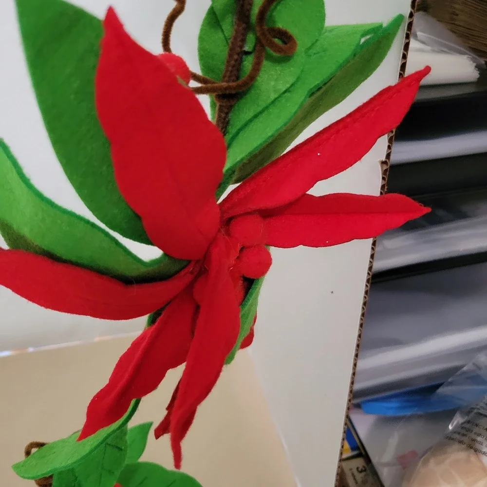 Red Felt Poinsettia Christmas Garland Holiday Mantel Decor Floral Vine 6ft